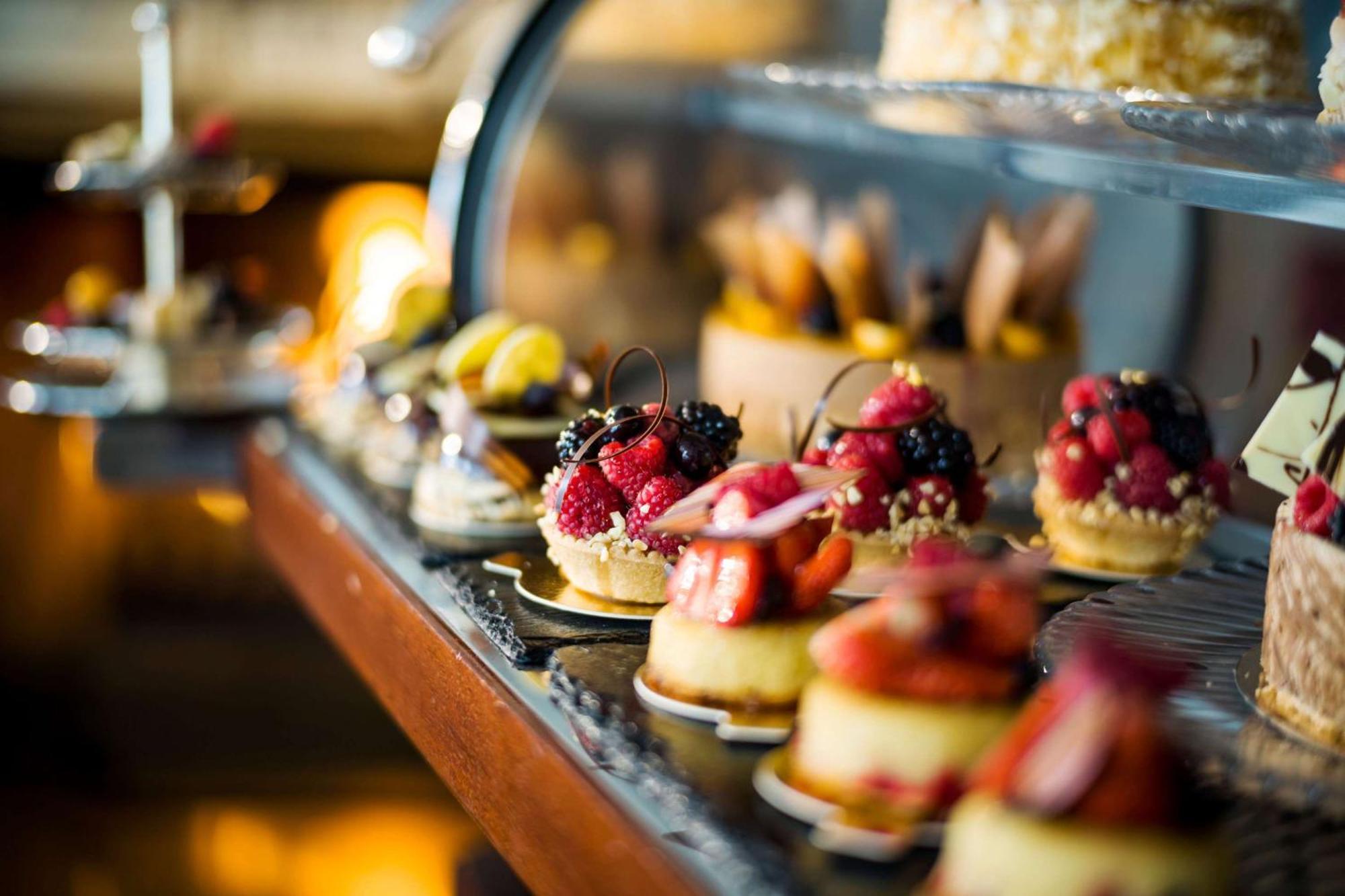 Parkhotel Bremen - Ein Mitglied Der Hommage Luxury Hotels Collection Εξωτερικό φωτογραφία Pastries at a pastry shop